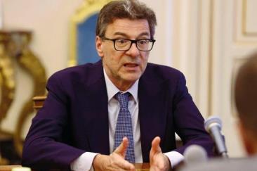 Stop ai bonus, ma meno tasse per chi ha figli: cosa c’è nella prossima manovra economica