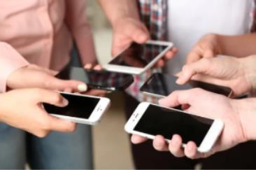 Il portafoglio digitale arriverà entro luglio. Come funziona IT Wallet e quali servizi offrirà